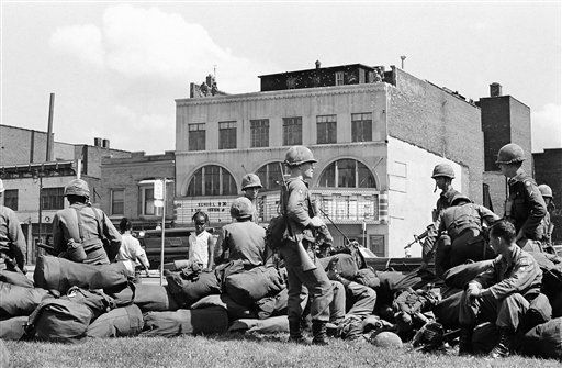 November 24, 1917: Milwaukee police station bombing